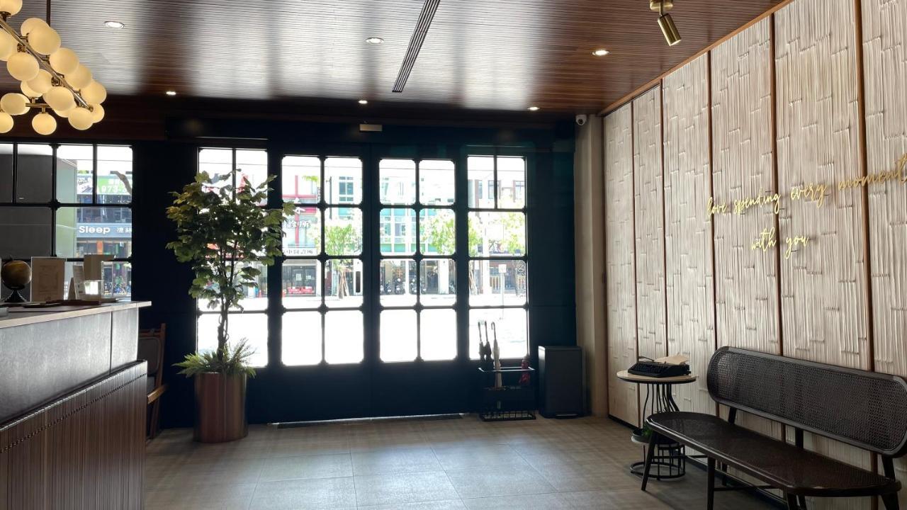 River Inn Station Kaohsiung Eksteriør billede